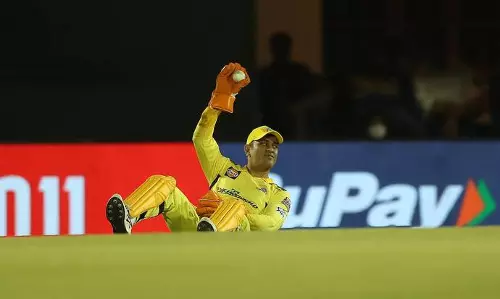 വീണ്ടും തല; ജഡേജ പിന്മാറി, ധോണി ചെന്നൈ സൂപ്പർകിങ്സ് നായകന്‍