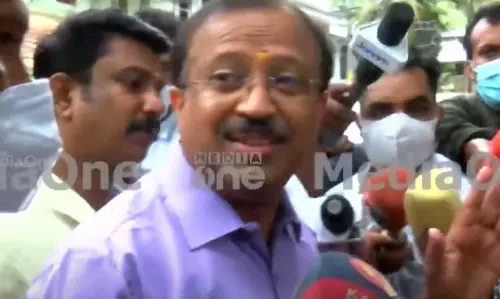 പി.സി ജോര്‍ജിനെ കാണാന്‍ വി. മുരളീധരനെ അനുവദിച്ചില്ല;  ആരെ പ്രീണിപ്പിക്കാനാണ് ഇതെല്ലാമെന്ന് കേരളത്തിലെ ജനങ്ങൾക്ക് മനസിലാകുമെന്ന് കേന്ദ്രമന്ത്രി