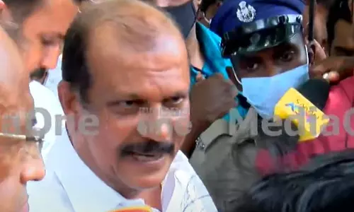 പൊലീസ് ആവശ്യപ്പെട്ടിട്ടും പി.സി ജോർജിന്റെ ജാമ്യാപേക്ഷ പരിഗണിക്കവേ അഡീഷണൽ പ്രോസിക്യൂട്ടർ ഹാജരായില്ല