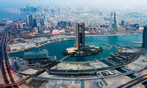 ഈദ് ആഘോഷത്തിനായി ഒരുങ്ങി ബഹ്റൈൻ ഈദ് ആഘോഷത്തിനായി ഒരുങ്ങി ബഹ്റൈൻ