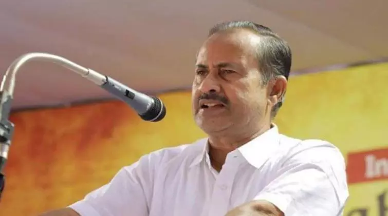 പി കെ കുഞ്ഞാലിക്കുട്ടി മുസ്ലീം ലീഗിന് അനിവാര്യനായ നേതാവ്: പി.എം.എ സലാം