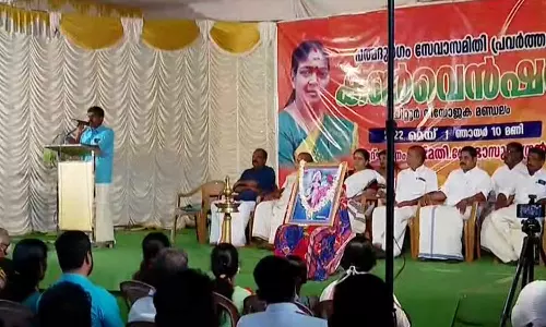 പാലക്കാട് ബി.ജെ.പിയിൽ വിമത കൺവെൻഷൻ: ശോഭാസുരേന്ദ്രൻ പങ്കെടുത്തു