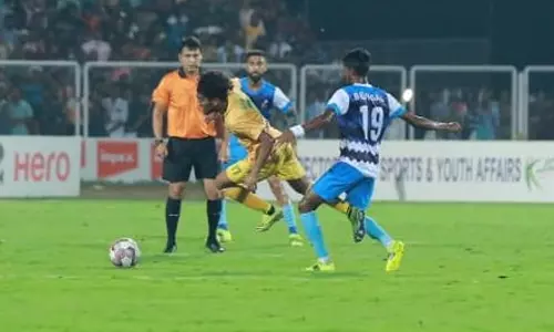 തിരിച്ചടിച്ച് കേരളം; മത്സരം ഷൂട്ടൗട്ടിലേക്ക്