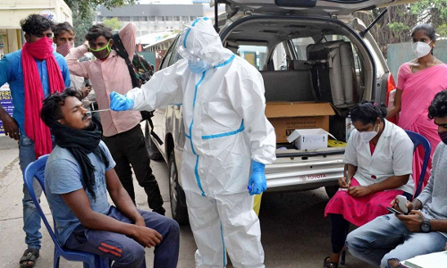 രണ്ടാഴ്ചക്കുള്ളിൽ ഡൽഹിയിൽ കോവിഡ് കേസുകൾ ഇരട്ടിയാകുമെന്ന് മുന്നറിയിപ്പ് രണ്ടാഴ്ചക്കുള്ളിൽ ഡൽഹിയിൽ കോവിഡ് കേസുകൾ ഇരട്ടിയാകുമെന്ന് മുന്നറിയിപ്പ്