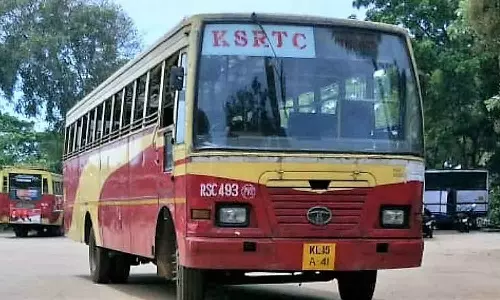 കെഎസ്ആർടിസിയിൽ പണിമുടക്ക് തുടങ്ങി; ജനജീവിതത്തെ സാരമായി ബാധിക്കുന്നു