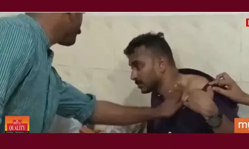 കെ.യു ജെനീഷ് കുമാർ എംഎൽഎയുടെ നേതൃത്വത്തിൽ കോൺഗ്രസ് പ്രവർത്തകനെ ആക്രമിച്ചതായി പരാതി