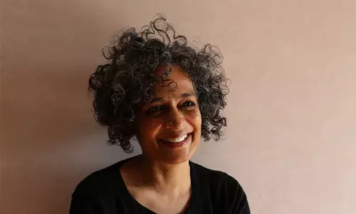 പൊതുബോധ നിര്‍മിതിക്കെതിരെയാണ് എന്റെ കഥയേതര രചനകള്‍