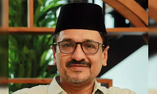 പി.ടി തോമസിനോടുള്ള വൈകാരികത അനുകൂലമാകും, മതത്തെ രാഷ്ട്രീയത്തിലേക്ക് വലിച്ചിഴയ്‌ക്കേണ്ടതില്ല: സാദിഖലി ശിഹാബ് തങ്ങൾ