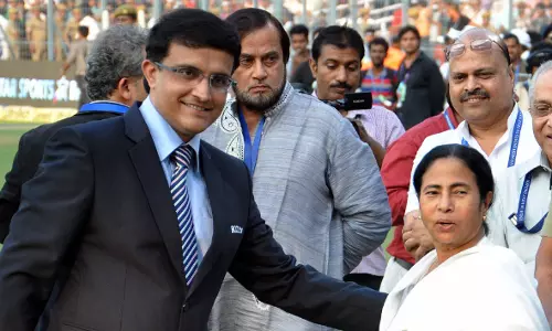 മമത എനിക്ക് വളരെ അടുപ്പമുള്ളയാൾ; അമിത് ഷായ്ക്ക് വിരുന്നൊരുക്കിയതിനു പിന്നാലെ സൗരവ് ഗാംഗുലി മമത എനിക്ക് വളരെ അടുപ്പമുള്ളയാൾ; അമിത് ഷായ്ക്ക് വിരുന്നൊരുക്കിയതിനു പിന്നാലെ സൗരവ് ഗാംഗുലി