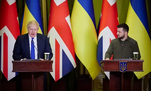 യുക്രൈന് കൂടുതൽ സൈനിക സഹായവുമായി ബ്രിട്ടൻ
