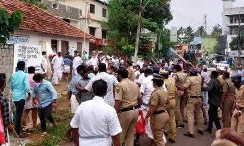 ആലപ്പുഴയിലെ കോൺഗ്രസ്-സി.പി.ഐ സംഘർഷം: പബ്ലിക് പ്രോസിക്യൂട്ടർ അറസ്റ്റിൽ