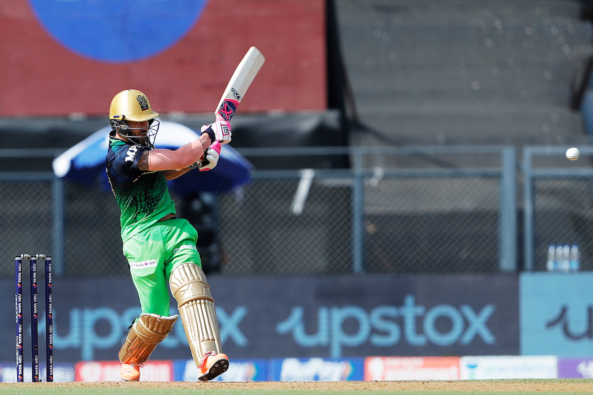 കത്തിക്കയറി ക്യാപ്റ്റൻ; ബാംഗ്ലൂരിന്  മികച്ച സ്‌കോർ