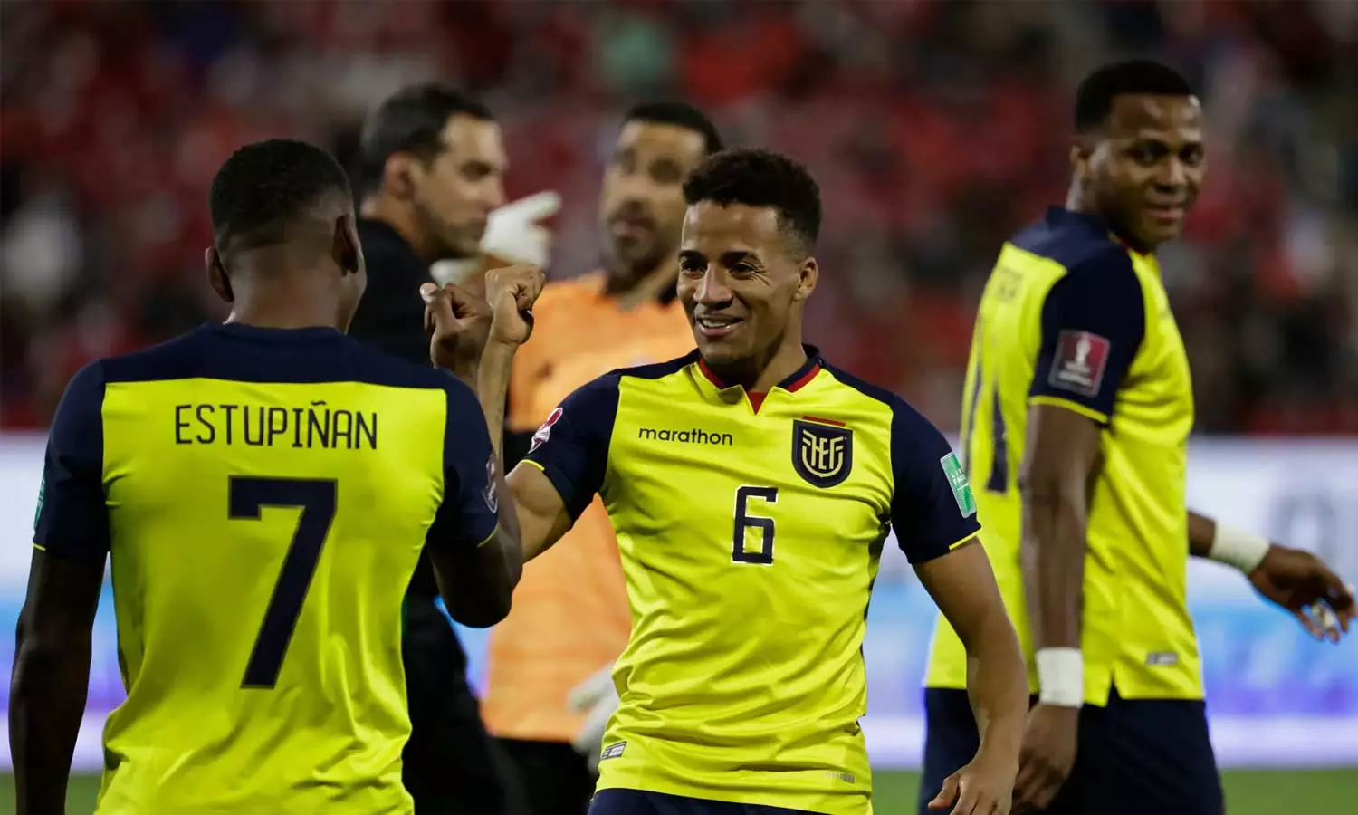 കൊളംബിയക്കാരനെ കളിപ്പിച്ചു: ഖത്തർ ലോകകപ്പിന് ഇക്വഡോറിനെ അയോഗ്യരാക്കണമെന്ന് ചിലി