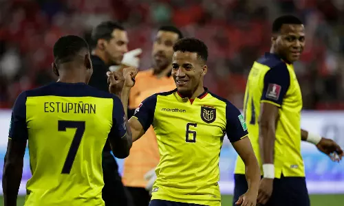 കൊളംബിയക്കാരനെ കളിപ്പിച്ചു: ഖത്തർ ലോകകപ്പിന് ഇക്വഡോറിനെ അയോഗ്യരാക്കണമെന്ന് ചിലി