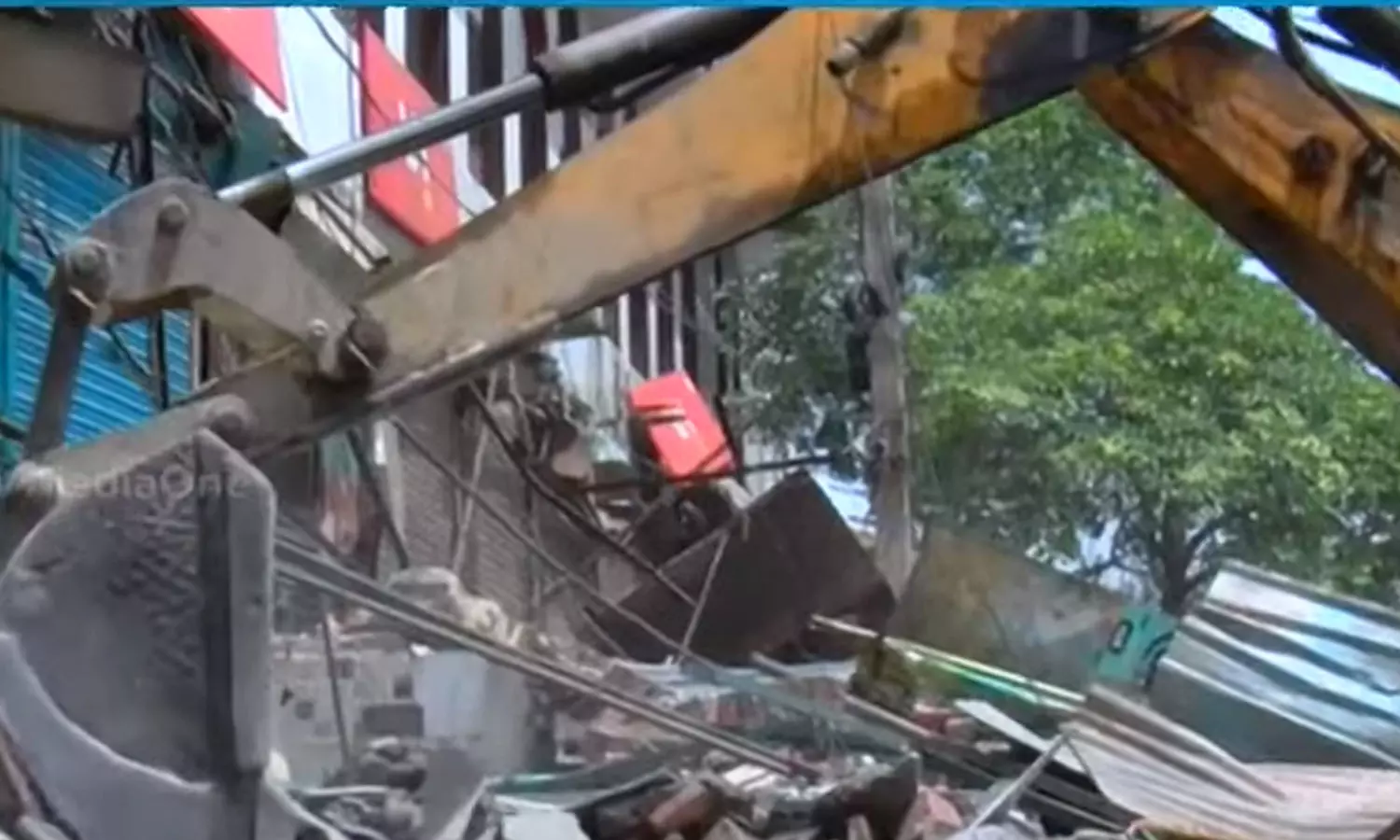 ഡൽഹിയിൽ വീണ്ടും ഒഴിപ്പിക്കൽ നടപടികൾ തുടങ്ങി ഡൽഹിയിൽ വീണ്ടും ഒഴിപ്പിക്കൽ നടപടികൾ തുടങ്ങി