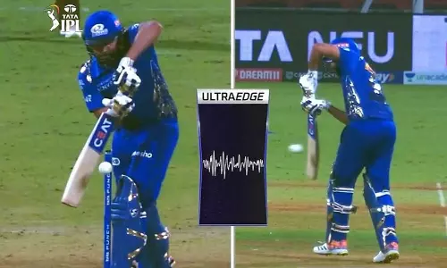 സത്യത്തിൽ രോഹിത് ഔട്ടോ? കണ്ണ് തുറന്ന് നോക്ക്; വിവാദം