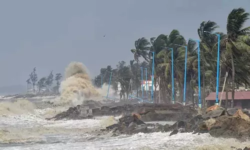 അസാനി ചുഴലിക്കാറ്റിന്റെ ശക്തി കുറഞ്ഞു; ബംഗാൾ ഉൾക്കടലിലെത്തി ന്യൂനമർദമായി മാറും