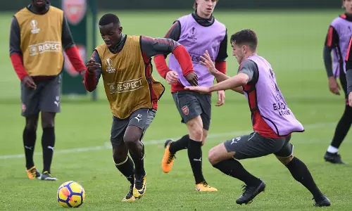 രാജ്യസ്നേഹമൊക്കെ പിന്നെ; ആദ്യം ലോകകപ്പ് കളിക്കണം... രണ്ട് ഇംഗ്ലണ്ട് താരങ്ങൾ രാജ്യം മാറി