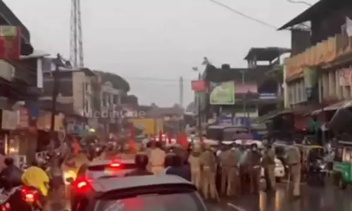 വീണ്ടും പ്രകോപന മുദ്രാവാക്യവുമായി സംഘപരിവാർ: പ്രകടനം തടഞ്ഞ് യൂത്ത് ലീഗ് പ്രവർത്തകർ