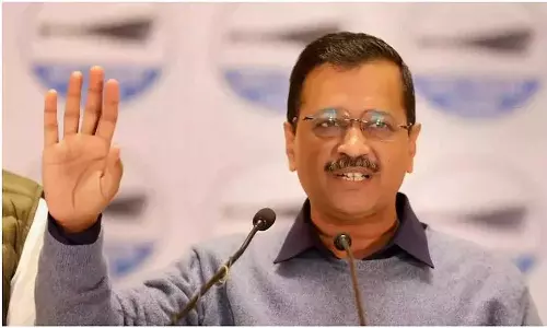 ഗുജറാത്തിൽ അധികാരത്തിലെത്തിയാൽ അയോധ്യയിലേക്കുൾപ്പെടെ സൗജന്യ തീർഥാടനം: കെജ്‌രിവാൾ