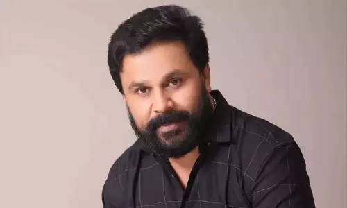 നടിയെ ആക്രമിച്ച കേസ്: ദിലീപിന്റെ ജാമ്യം റദ്ദാക്കാനാവശ്യമായ തെളിവെന്തെന്ന് പ്രോസിക്യൂഷനോട് കോടതി നടിയെ ആക്രമിച്ച കേസ്: ദിലീപിന്റെ ജാമ്യം റദ്ദാക്കാനാവശ്യമായ തെളിവെന്തെന്ന് പ്രോസിക്യൂഷനോട് കോടതി