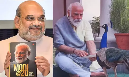 മോദി ലോലഹൃദയൻ, മയിലിന് ഭക്ഷണം നൽകാനായി സുപ്രധാന യോഗം വരെ നിർത്തിവെച്ചു; അമിത് ഷാ മോദി ലോലഹൃദയൻ, മയിലിന് ഭക്ഷണം നൽകാനായി സുപ്രധാന യോഗം വരെ നിർത്തിവെച്ചു; അമിത് ഷാ