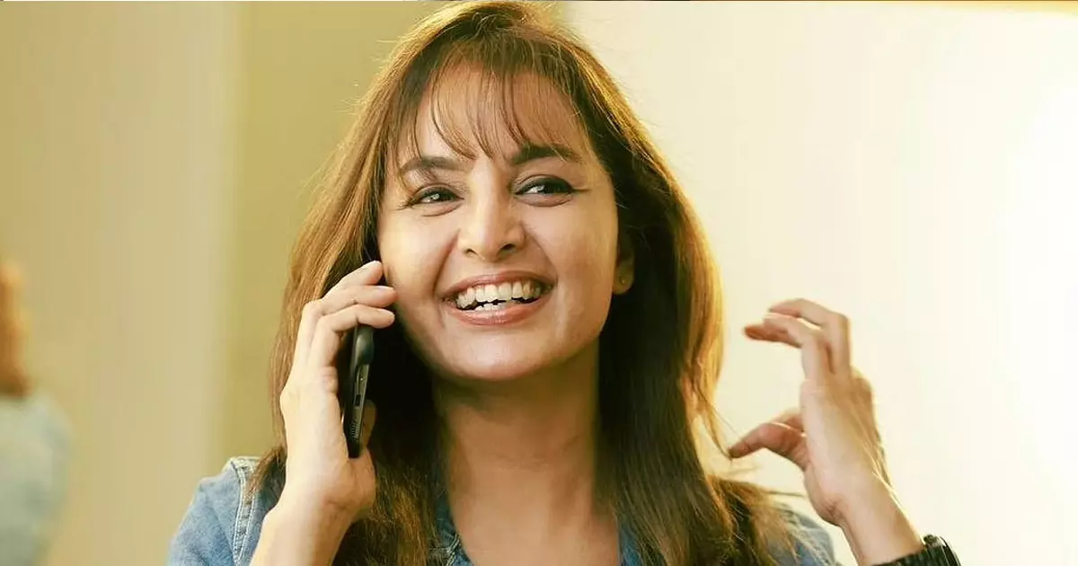 സിനിമ തീരും മുന്‍പ് റിവ്യു എഴുതുന്നവരുണ്ട്, ചിലര്‍ എന്ത് ഫേസ്ബുക്ക് പോസ്റ്റിടാം എന്ന ചിന്തയോടെ സിനിമ കാണുന്നു: മഞ്ജു വാര്യര്‍