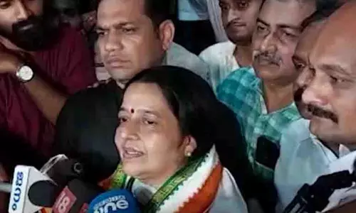 തൃക്കാക്കരയിലെ വോട്ടർമാർക്ക് ലഭിച്ച സൗഭാഗ്യമാണ് ഉപതെരഞ്ഞെടുപ്പ്; മുഖ്യമന്ത്രിയുടെ പ്രസ്താവനക്കെതിരെ ഉമ തോമസ്