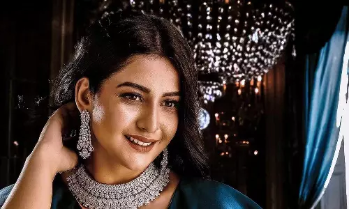 നടിയും മോഡലുമായ ഷഹന മരിച്ച നിലയിൽ