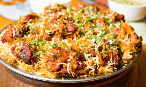 ബീഫ്,പോര്‍ക്ക് ബിരിയാണികള്‍ വിളമ്പരുതെന്ന് കലക്ടര്‍; ആമ്പൂര്‍ ബിരിയാണി മേള മാറ്റിവച്ചു