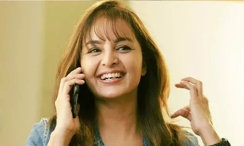 സിനിമ തീരും മുന്‍പ് റിവ്യു എഴുതുന്നവരുണ്ട്, ചിലര്‍ എന്ത് ഫേസ്ബുക്ക് പോസ്റ്റിടാം എന്ന ചിന്തയോടെ സിനിമ കാണുന്നു: മഞ്ജു വാര്യര്‍