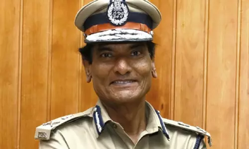 പൊലീസ് മാന്യമായി പെരുമാറണമെന്ന് ഡി.ജി.പി; യോഗത്തില്‍ കലക്ടര്‍മാര്‍ക്ക് വിമര്‍ശനം