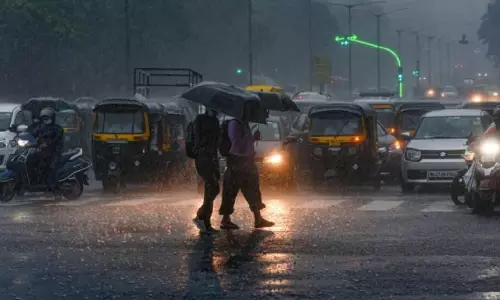 സംസ്ഥാനത്ത് കനത്തമഴക്ക് സാധ്യത; എറണാകുളത്തും ഇടുക്കിയിലും റെഡ് അലർട്ട്