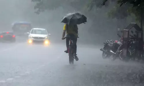 കേരളത്തില്‍ അതിതീവ്ര മഴ മുന്നറിയിപ്പ്: അഞ്ച് ജില്ലകളിൽ റെഡ് അലേർട്ട്