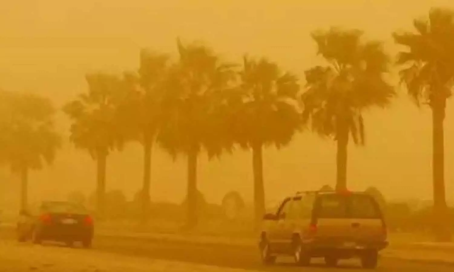 ജനജീവിതം ദുസ്സഹമാക്കി കുവൈത്തിൽ ശക്തമായ പൊടിക്കാറ്റ്