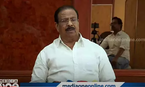 ഓഫീസിന് പടക്കമെറിഞ്ഞയാൾ മാഞ്ഞുപോകുന്ന കാഴ്ച കണ്ട് കേരളം ചിരിക്കുകയാണ്;  പരിഹസിച്ച് കെ.സുധാകരൻ