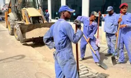 ഒമാനില്‍ കനത്ത ചൂടില്‍ വലഞ്ഞ് പുറംജോലിക്കാര്‍