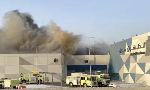 ദമ്മാം മാള്‍ ഓഫ് ദഹ്റാനിലെ അഗ്നിബാധ;  25 ദശലക്ഷം റിയാലിന്റെ നാശനഷ്ടം