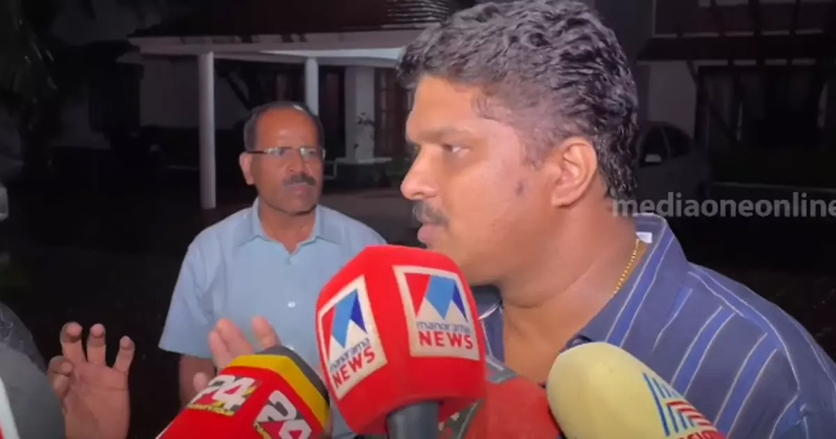 ദിലീപിന്റെ സുഹൃത്ത് ശരത്തിനെ ജാമ്യത്തിൽവിട്ടു ദിലീപിന്റെ സുഹൃത്ത് ശരത്തിനെ ജാമ്യത്തിൽവിട്ടു