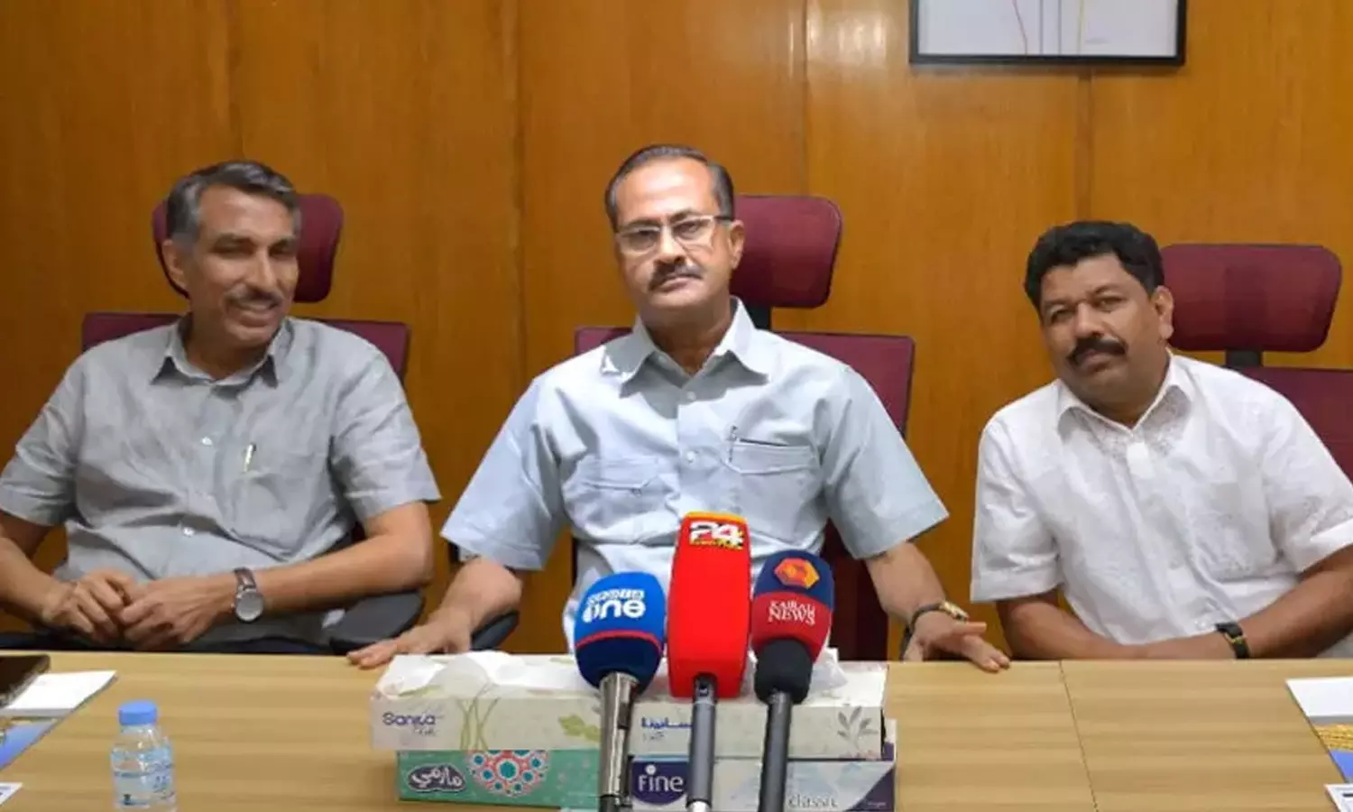 വേദിയിലെ പെൺവിലക്ക്: സമസ്തക്ക് അവരുടേതായ നിലപാടുകളെടുക്കാമെന്ന് പി.എം.എ സലാം