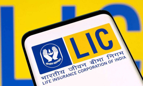 എല്‍.ഐ.സി ഓഹരികള്‍ നിശ്ചയിച്ച വിലയേക്കാള്‍ കുറഞ്ഞ വിലയില്‍ വിപണിയില്‍