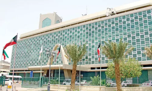 കുവൈത്തില് മുനിസിപ്പല് കൗണ്സില് തെരഞ്ഞെടുപ്പ് ശനിയാഴ്ച; ഒരുക്കങ്ങള് പൂര്ത്തിയായി കുവൈത്തില് മുനിസിപ്പല് കൗണ്സില് തെരഞ്ഞെടുപ്പ് ശനിയാഴ്ച; ഒരുക്കങ്ങള് പൂര്ത്തിയായി