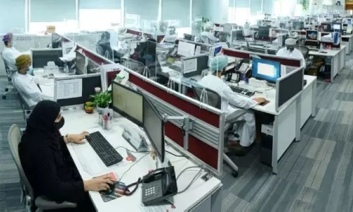 ഒമാനില്‍ മന്ത്രാലയങ്ങള്‍ ജോലിസമയം പുഃനക്രമീകരിച്ച് തുടങ്ങി