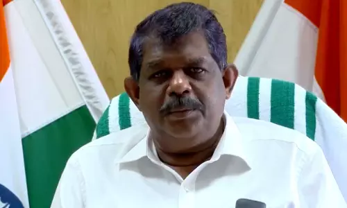 ഡ്രൈവിംഗ് ലൈസന്‍സ് സ്മാര്‍ട്ട് കാര്‍ഡാക്കാനുള്ള നടപടികള്‍ ഈ മാസം തുടങ്ങുമെന്ന് ഗതാഗത മന്ത്രി ആന്‍റണി രാജു