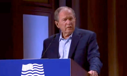 മൃഗീയമായ ഇറാഖ് അധിനിവേശം; യുക്രൈൻ അധിനിവേശത്തെ വിമർശിക്കുന്നതിനിടെ ബുഷിന് നാക്കുപിഴ