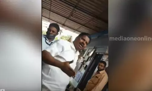 വീട്ടിലെ വൈദ്യുതി വിച്ഛേദിച്ചതിന് കെ.എസ്.ഇ.ബി ജീവനക്കാർക്ക് സിപിഎം നേതാവിന്റെ അസഭ്യവർഷം