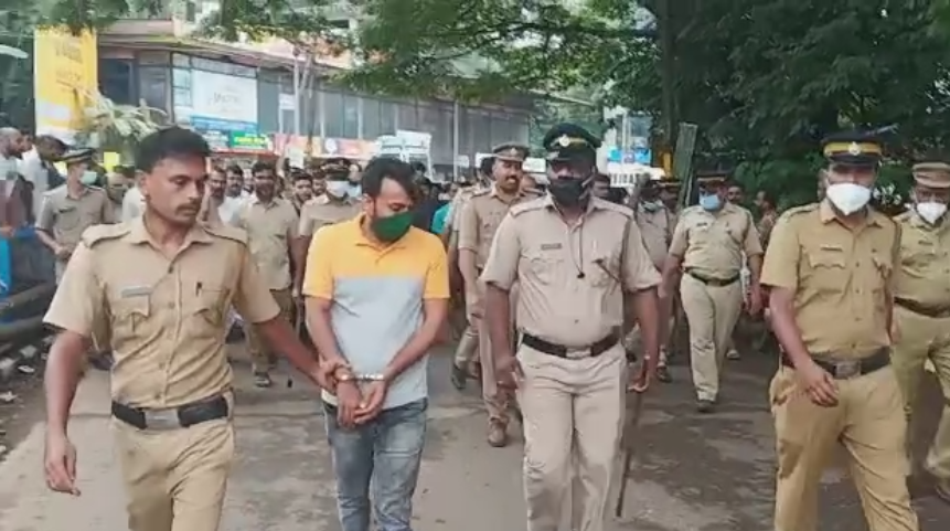 പാരമ്പര്യ വൈദ്യൻ വധക്കേസ്;   എടവണ്ണ പാലത്തിന്‍റെ  മൂന്നാം തൂണിന് സമീപമാണ് മൃതദേഹം തള്ളിയതെന്ന് ഷൈബിൻ