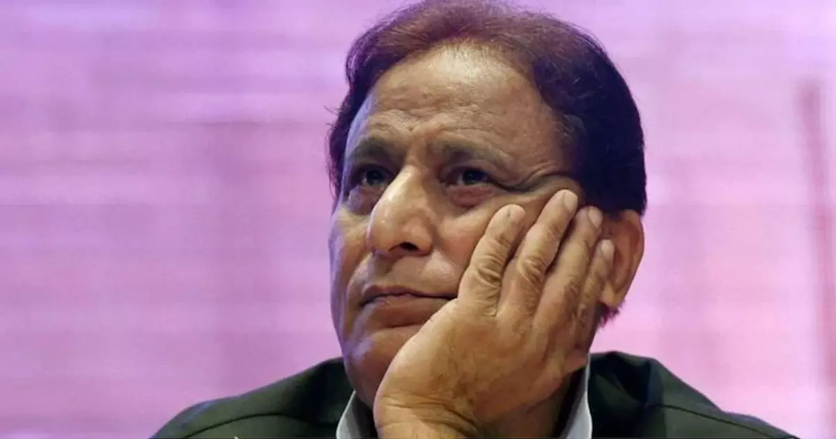 ഞാന് ഹാര്ദിക് പട്ടേല് അല്ല: അഖിലേഷ് യാദവ് ജയിലില് സന്ദര്ശിച്ചില്ലല്ലോ എന്ന ചോദ്യത്തിന് അസം ഖാന്റെ മറുപടി ഞാന് ഹാര്ദിക് പട്ടേല് അല്ല: അഖിലേഷ് യാദവ് ജയിലില് സന്ദര്ശിച്ചില്ലല്ലോ എന്ന ചോദ്യത്തിന് അസം ഖാന്റെ മറുപടി