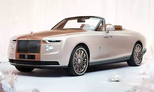 200 കോടി രൂപ വില; റോൾസ് റോയ്‌സ് ബോട്ട് ടെയിൽ മോഡലിന്റെ വിശേഷങ്ങൾ