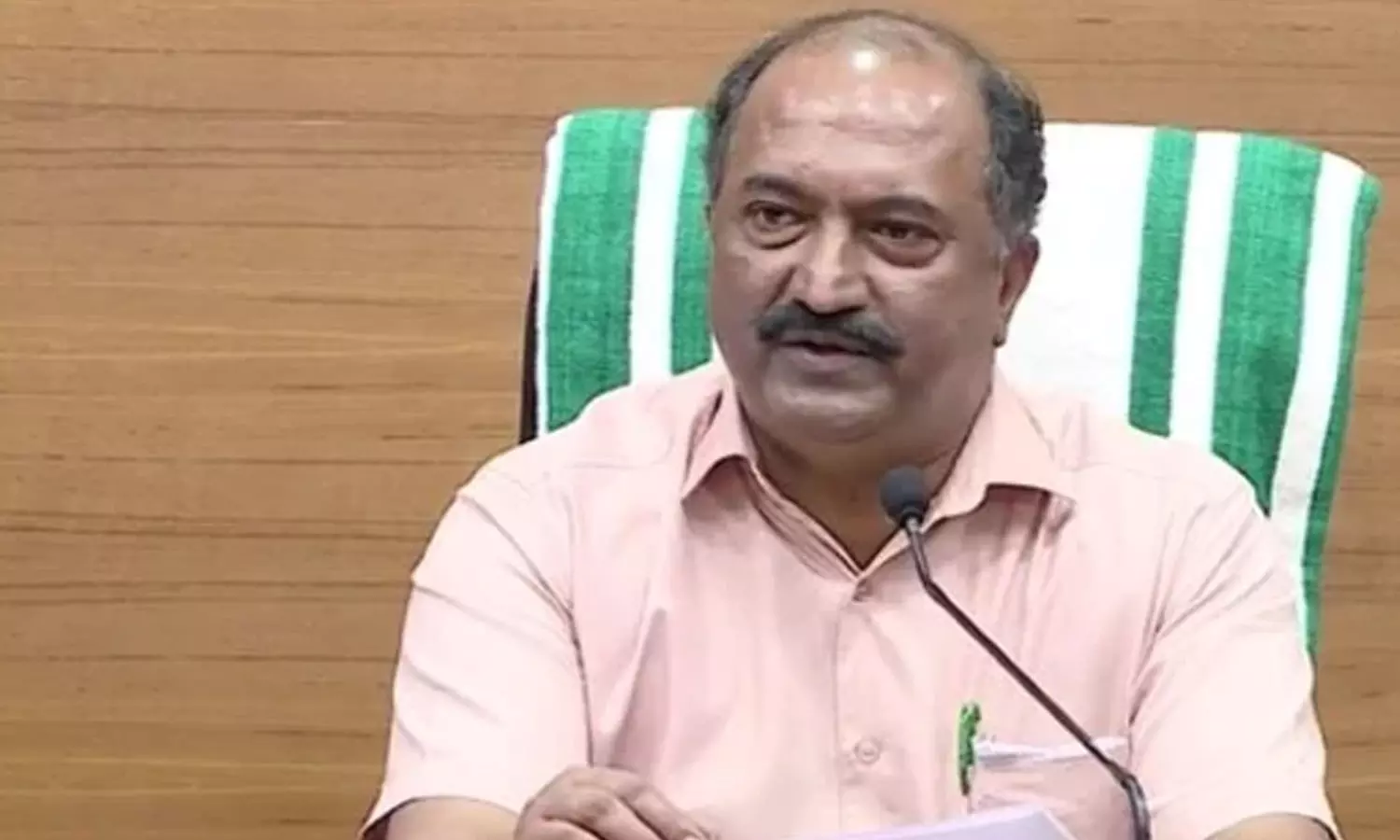 ഇന്ധനവിലയിൽ കേരളം നികുതി കുറയ്ക്കണമെന്ന് വാശിപിടിക്കുന്നവർ കേന്ദ്രത്തിനോട് ഇനിയും നികുതി കുറയ്ക്കാനാണ് ആവശ്യപ്പെടേണ്ടത്: കെ.എൻ ബാലഗോപാൽ